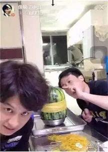 吃瓜心声双男,双男生吃瓜心声